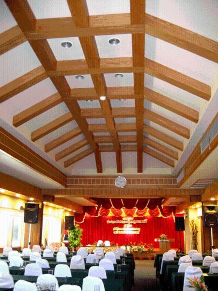 Raya Grand Hotel Накхонратчасима Экстерьер фото
